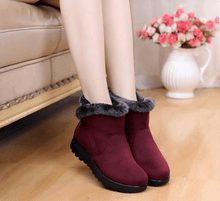 Carregar imagem no visualizador da galeria, Bota Forrada de Inverno Mary
